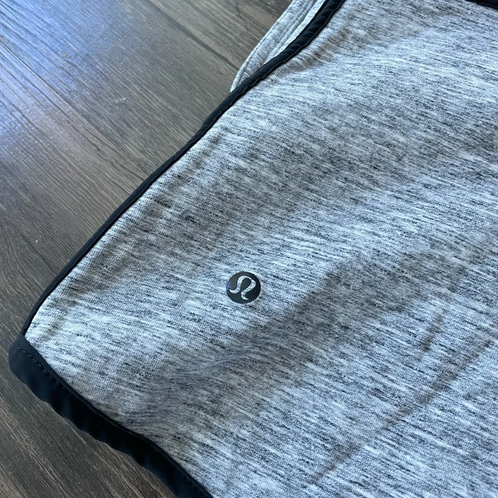 Lululemon Insculpt Vest - Reversible - Picture 6 of 9